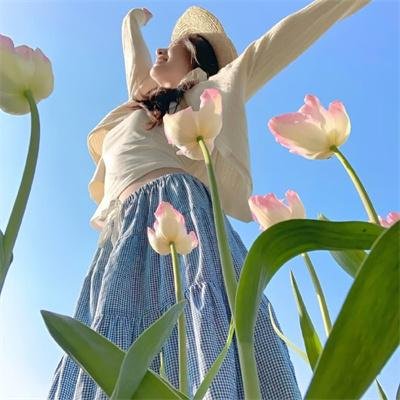 月亮中的亚马逊女人